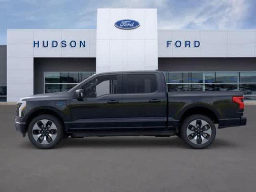 2025 Ford F-150 Lightning Platinum