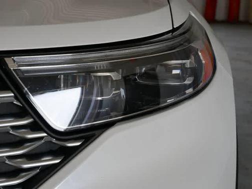 Star White Metallic Tri-Coat 2020 Ford Explorer Platinum