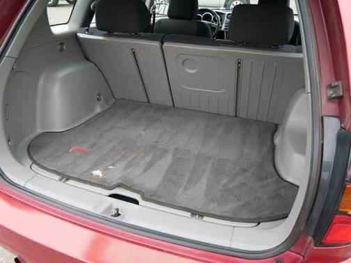 2008 Pontiac Vibe Base