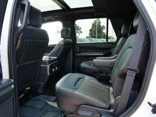 2023 Ford Expedition Platinum