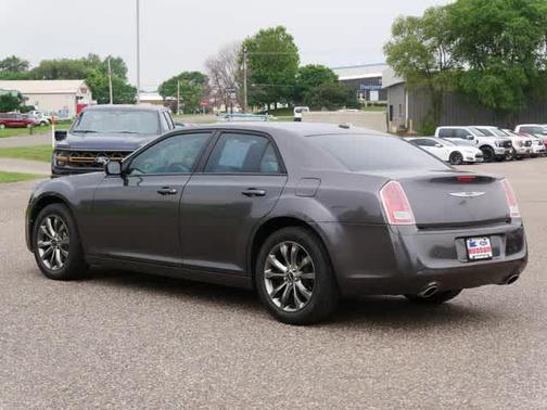 2014 Chrysler 300 S