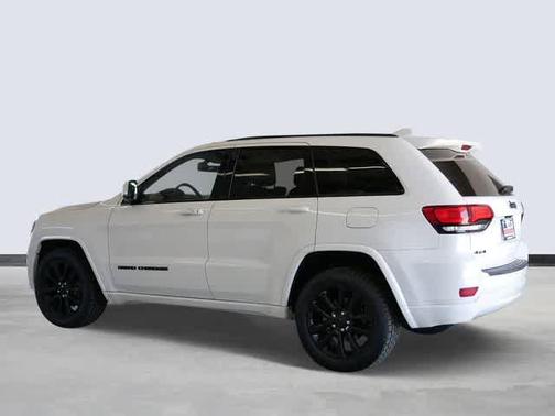 Bright White Clearcoat 2019 Jeep Grand Cherokee Altitude