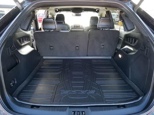 2022 Ford Edge ST
