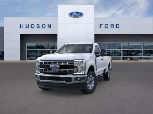 2025 Ford F-350 XLT