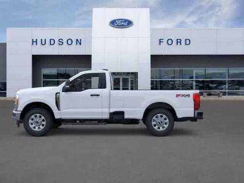 2025 Ford F-350 XLT
