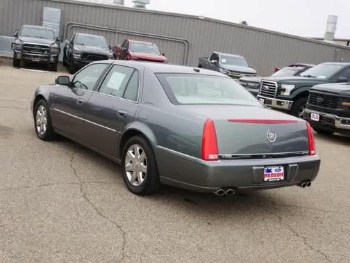 2006 Cadillac DTS Base