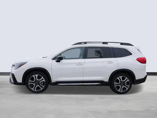 Crystal White Pearl 2024 Subaru Ascent Touring 7-Passenger