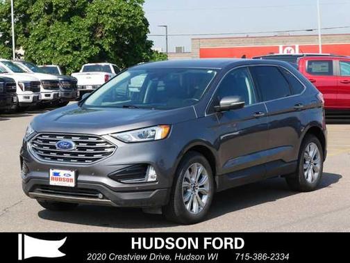 2022 Ford Edge Titanium