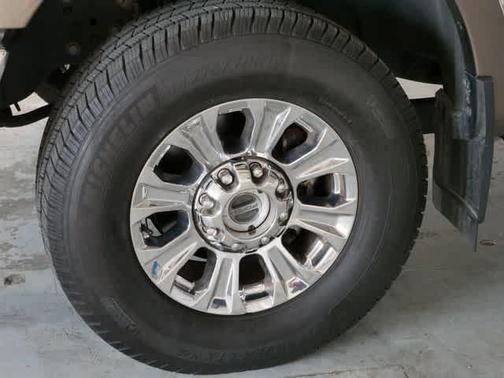 White Gold/Stone Gray 2018 Ford F-350 King Ranch