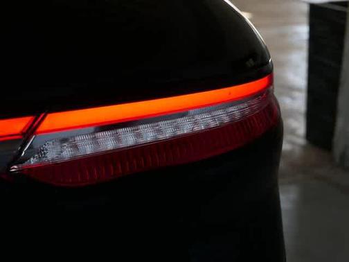 Infinite Black Metallic Clearcoat 2023 Lincoln Corsair Reserve