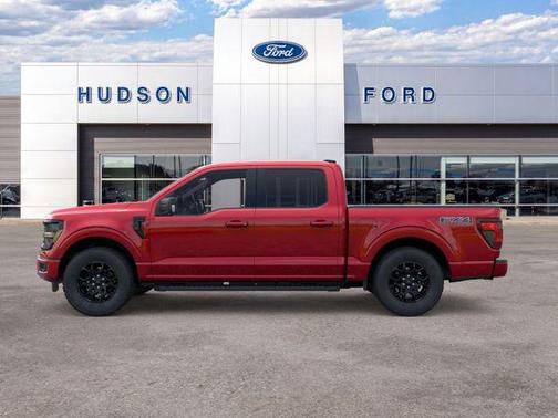 Ruby Red Metallic Tinted Clearcoat 2026 Ford F-150 XLT