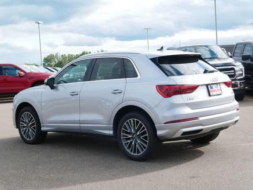 2022 Audi Q3 40 Premium
