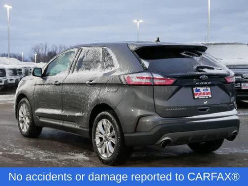 2022 Ford Edge Titanium