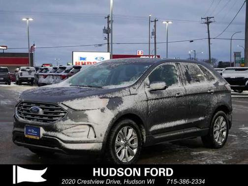 2022 Ford Edge Titanium