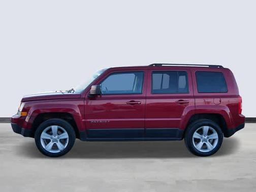 Deep Cherry Red Crystal Pearlcoat 2015 Jeep Patriot Latitude