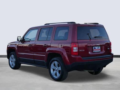 Deep Cherry Red Crystal Pearlcoat 2015 Jeep Patriot Latitude