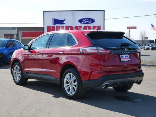 Rapid Red Metallic Tinted Clearcoat 2024 Ford Edge Titanium