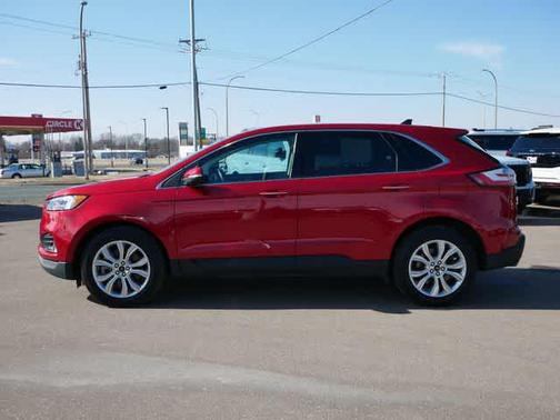 Rapid Red Metallic Tinted Clearcoat 2024 Ford Edge Titanium