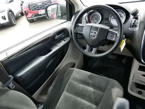 2016 Dodge Grand Caravan AVP/SE