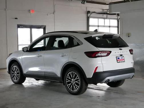 Star White Metallic Tri-Coat 2024 Ford Escape PHEV Base