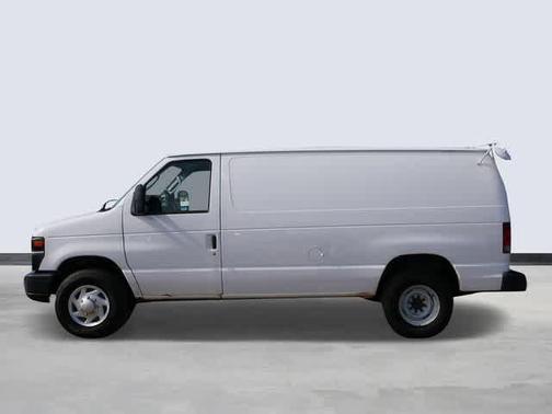 White 2009 Ford E350 Super Duty Base