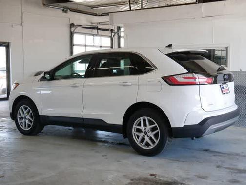 Oxford White 2023 Ford Edge SEL