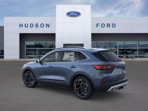 2026 Ford Escape Platinum