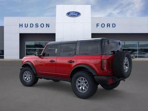Ruby Red Metallic Tinted Clearcoat 2025 Ford Bronco Badlands