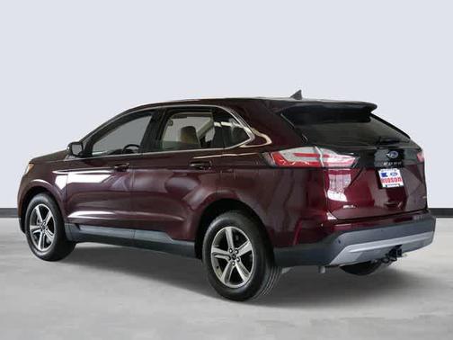Burgundy Velvet Metallic Tinted Clearcoat 2023 Ford Edge SEL