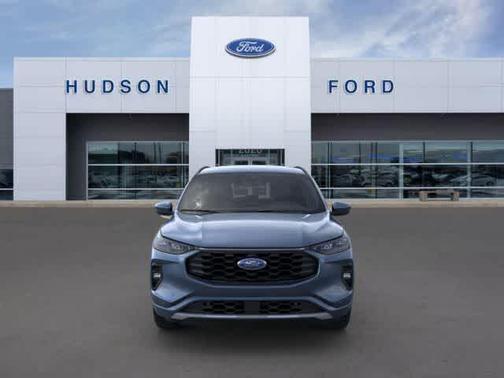 2025 Ford Escape ST-Line Elite