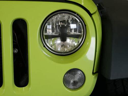 Hypergreen Clearcoat 2017 Jeep Wrangler Unlimited Sport