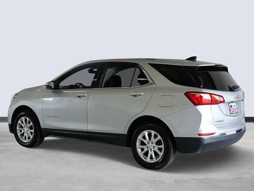 Silver Ice Metallic 2018 Chevrolet Equinox LT