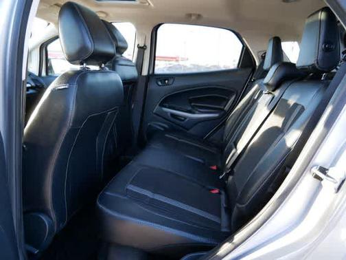 2022 Ford EcoSport SES