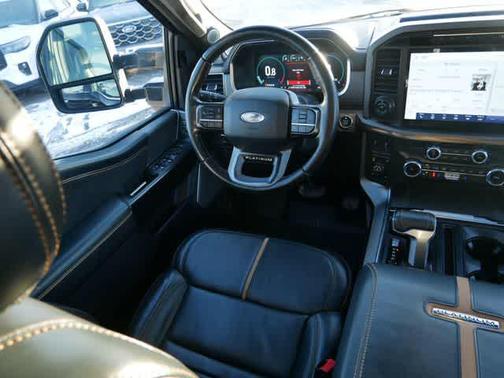 2022 Ford F-150 Platinum
