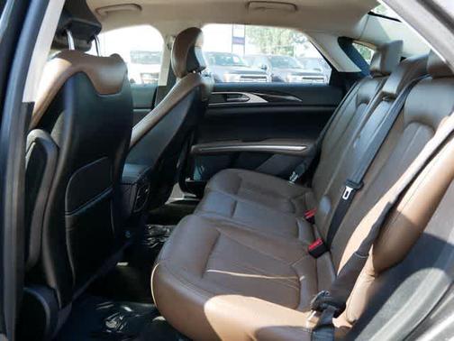 2016 Lincoln MKZ Hybrid Base