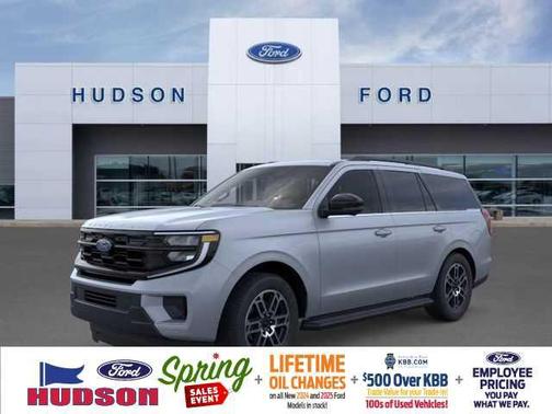 2025 Ford Expedition Active