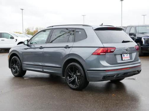 2024 Volkswagen Tiguan 2.0T SE R-Line Black 4MOTION
