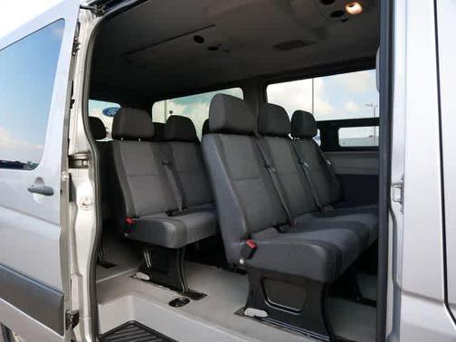 2011 Mercedes-Benz Sprinter 2500