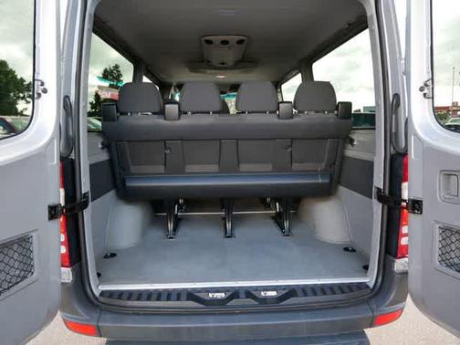 2011 Mercedes-Benz Sprinter 2500