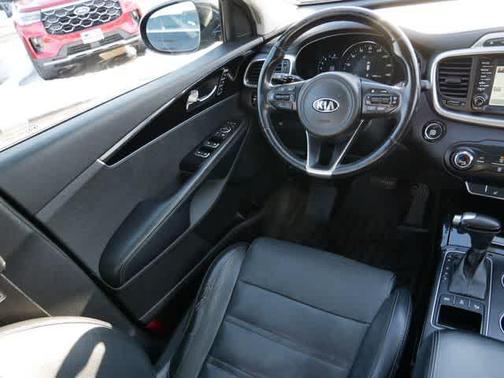 2016 Kia Sorento SX