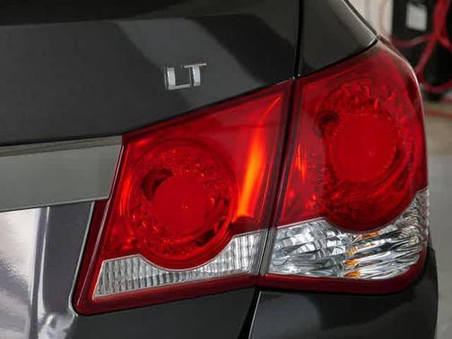 Tungsten Metallic 2016 Chevrolet Cruze Limited 1LT
