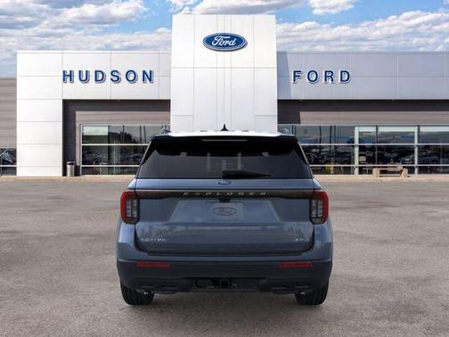 Vapor Blue Metallic 2026 Ford Explorer Active
