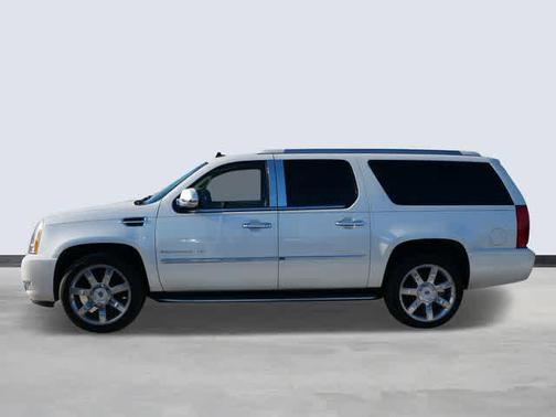 White Diamond Tricoat 2014 Cadillac Escalade ESV Luxury
