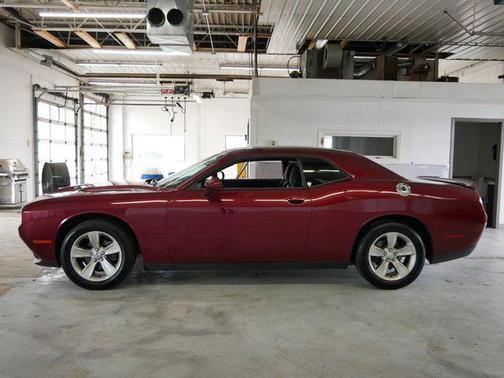 Octane Red Pearlcoat 2021 Dodge Challenger SXT