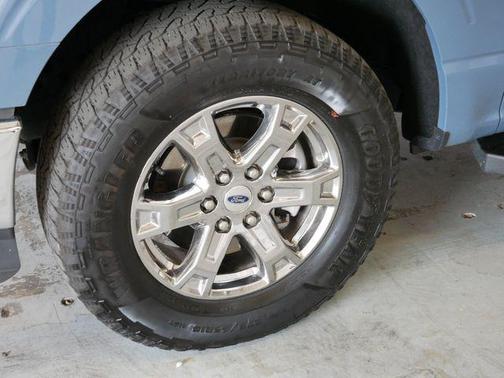 Azure Gray Metallic Tri-Coat 2023 Ford F-150 Lariat