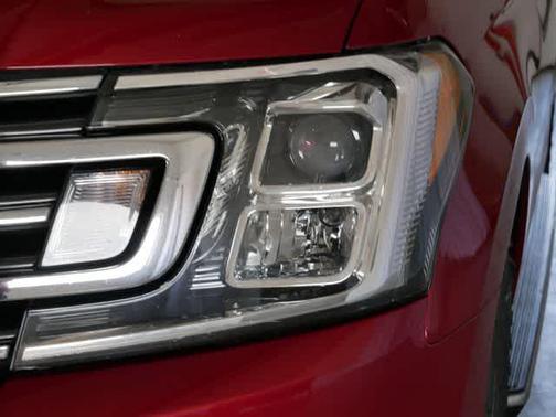 Ruby Red Metallic Tinted Clearcoat 2018 Ford Expedition XLT