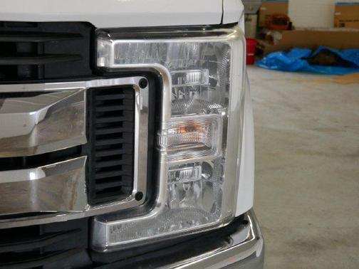 Oxford White 2018 Ford F-250 XLT
