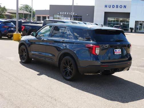 2022 Ford Explorer ST-Line