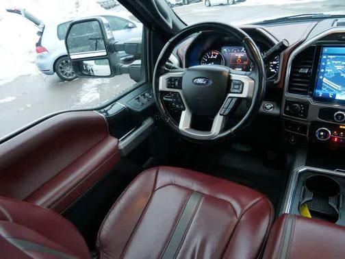 2022 Ford F-350 Platinum