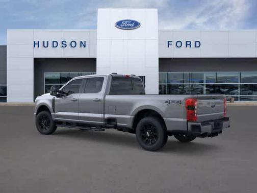 2025 Ford F-350 Lariat